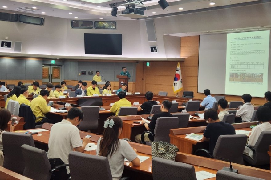 사진1. 산림청은 21일 정부서울청사에서 수도권 재선충병 확산을 방지하고 기관별 전략적인 방제방안 마련을 위해 수도권 방제 협력회의를 개최했다.jpg